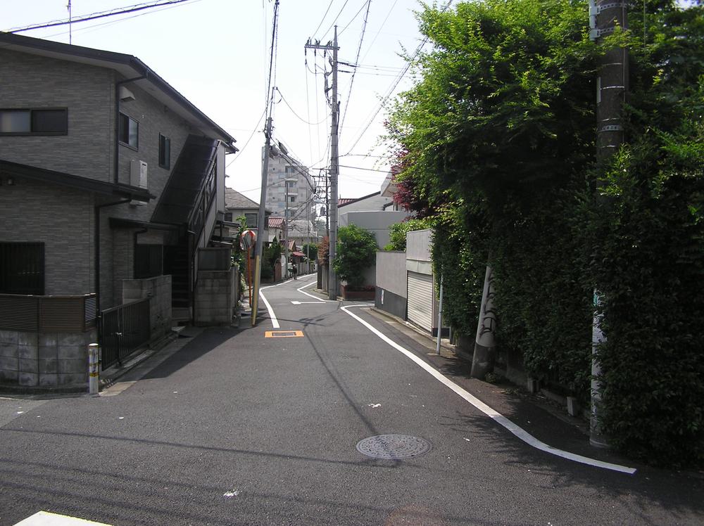 Local photos, including front road. Local (March 2013) Shooting