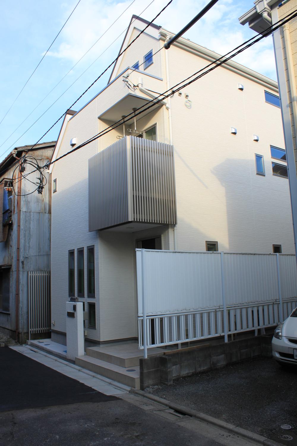 Local appearance photo. Local (August 2013) Shooting