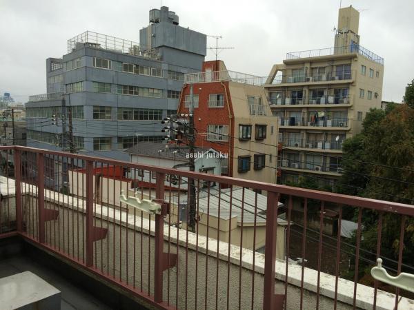 View photos from the dwelling unit