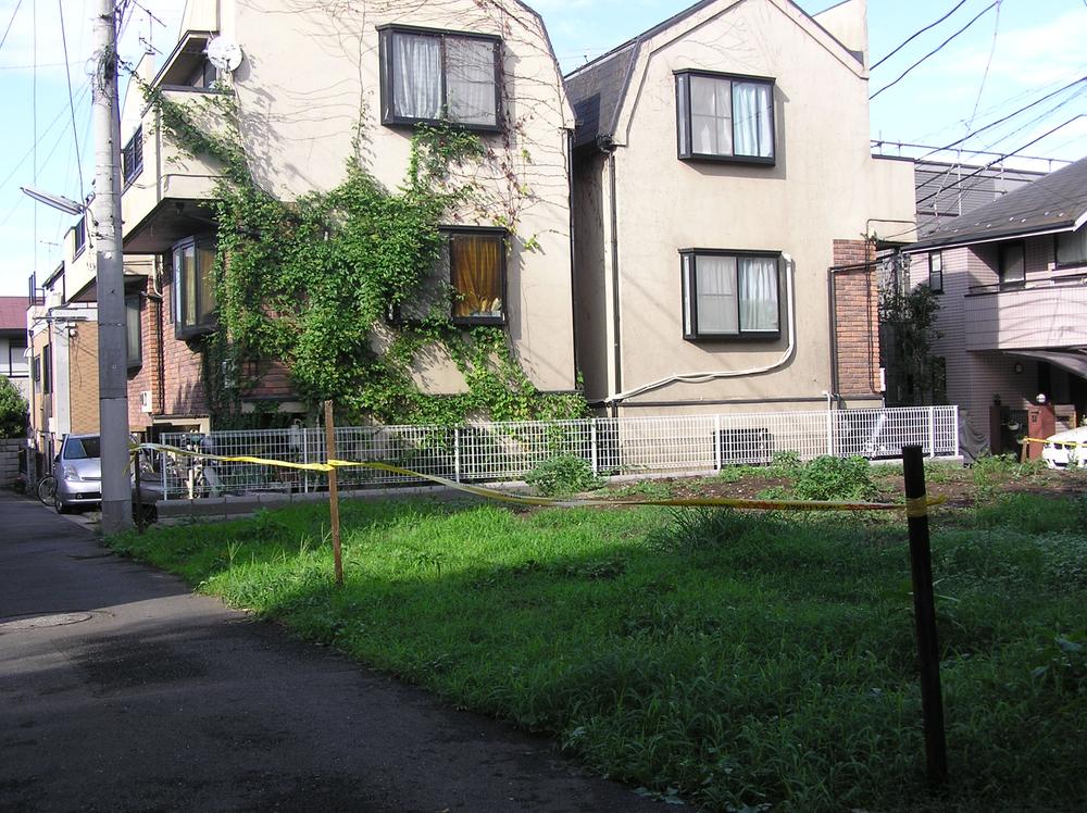 Local photos, including front road. Local (September 2013) Shooting