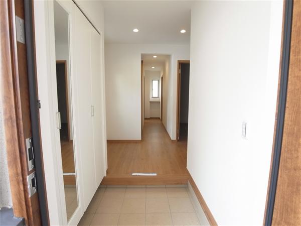 Entrance. Entrance ・ Entrance 2013 / 10 shooting