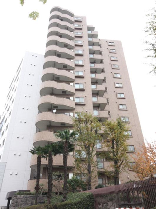 Local appearance photo. tube Management Fee: 13,300 yen / Month repair reserve: 6,955 yen / Moon land Generation  5,700: circle / Month stationed car Places: 35,000 yen / Month