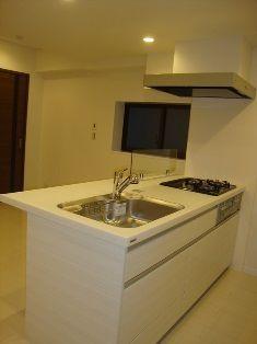 Kitchen. ~ New interior renovation ~ System kitchen of state-of-the-art amenities