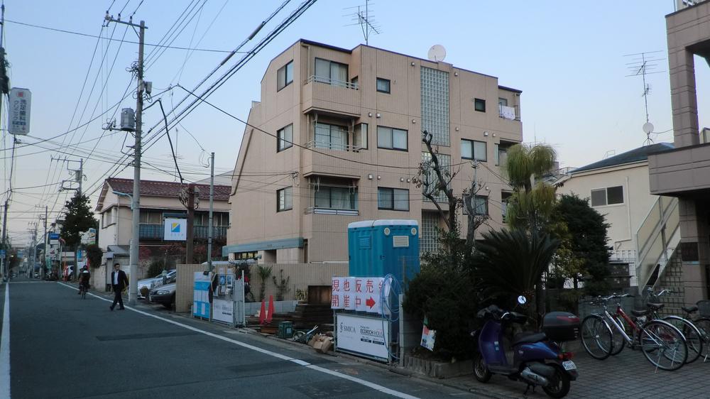 Local photos, including front road. local 2013 December Shooting