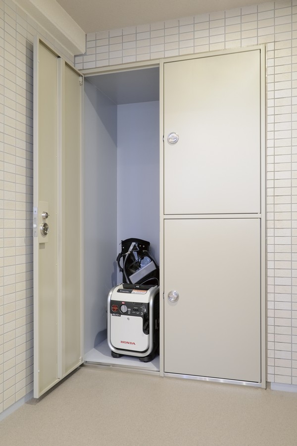 trunk room