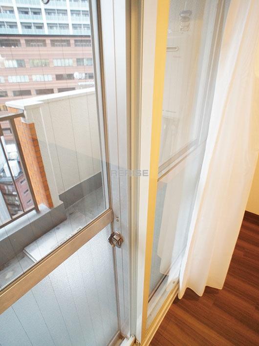 Other Equipment. ~ We propose your lifestyle ~ ◆ Double sash is Installed ◆ Walk up to Ikejiriohashi 6 minutes ◆ The decor is already full renovation ◆ Top-floor dwelling unit