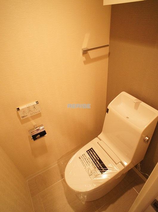 Toilet. It is with a bidet