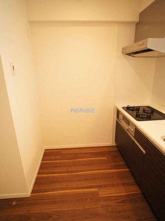 Kitchen. Large kitchen space