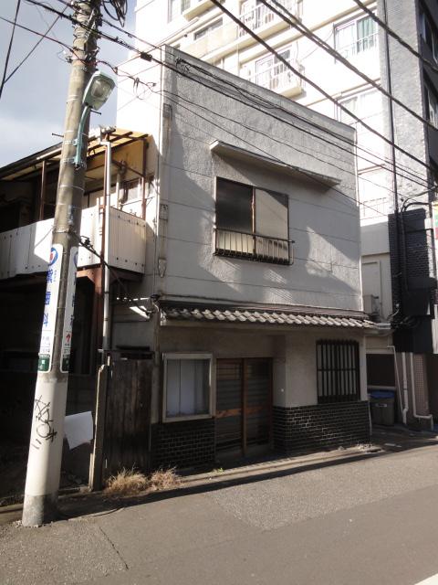 Local land photo. Local (12 May 2013) Shooting