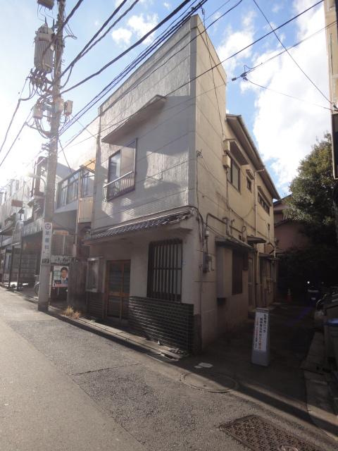 Other local. Local (12 May 2013) Shooting