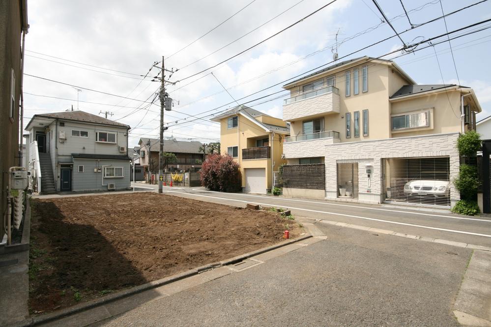 Local land photo. Large building per yang good rather than on the periphery Local (April 2013) Shooting