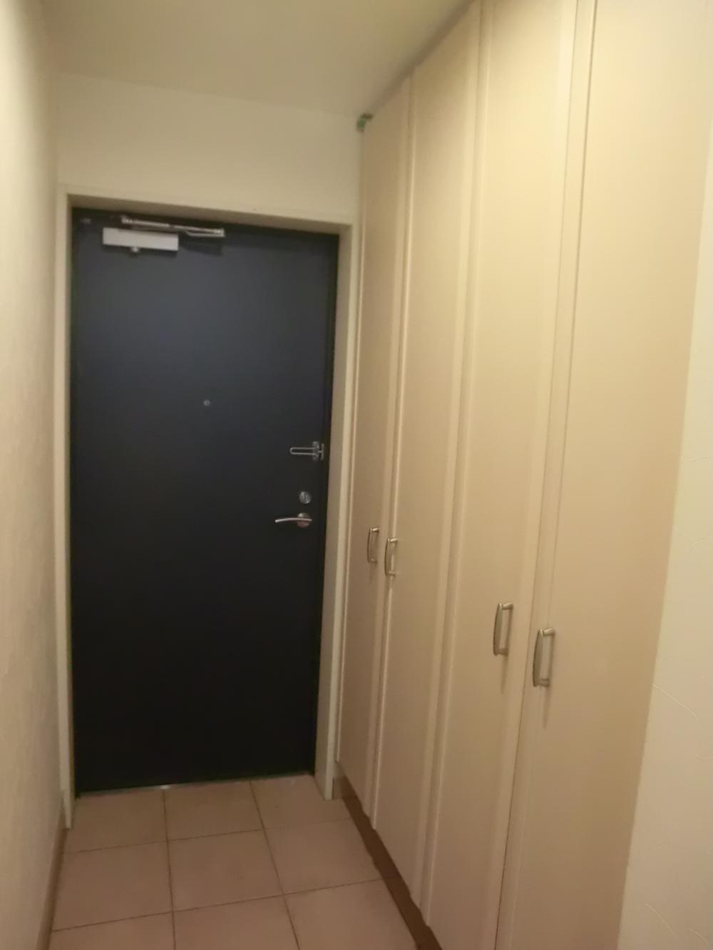 Entrance. Local (January 2014) Shooting