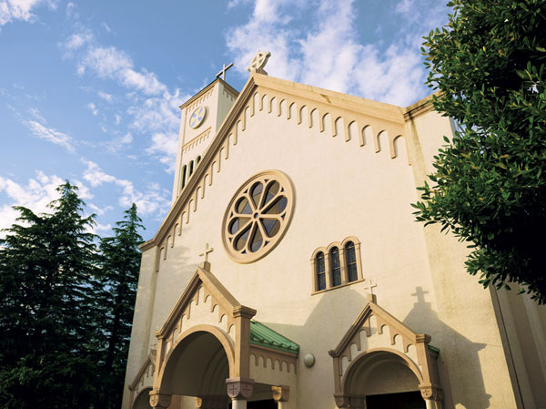 Surrounding environment. Catholic Himonya Church (Salesian Church) (about 830m ・ 11-minute walk)