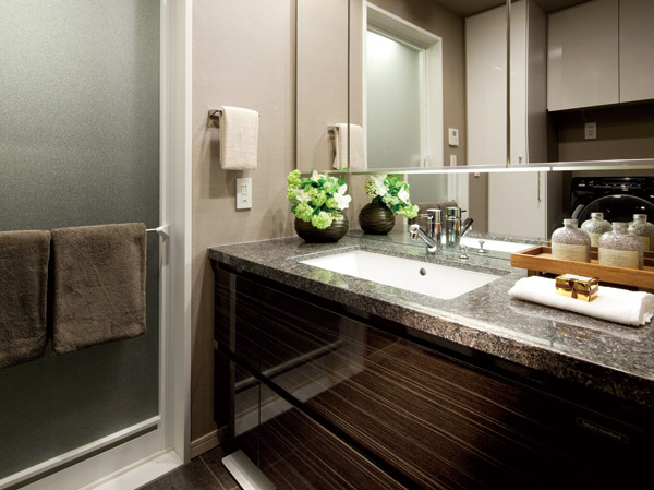 Bathing-wash room.  [Powder Room] Wrapped in natural stone and tile, Functional beauty of sparkle.