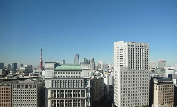 View photos from the dwelling unit. View from the 18th floor