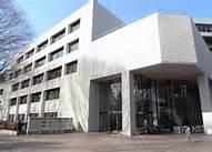 library. 500m to Metropolitan Central Library