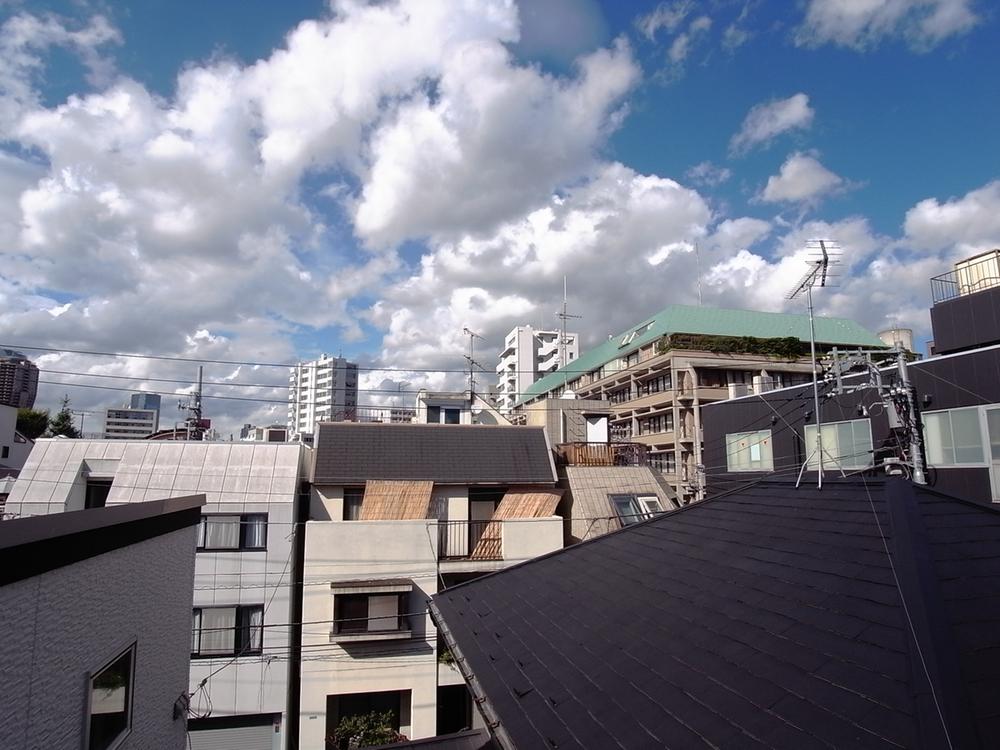 View photos from the dwelling unit