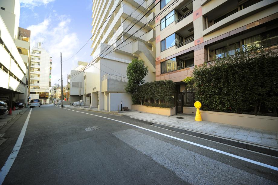 Local appearance photo