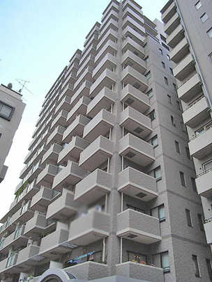 Local appearance photo. Southeast side appearance