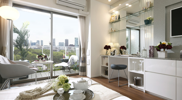 Living.  [ROOM]  ※ Shoot the model room (Ftype) (10 May 2013) it was to those, Those that were synthesized view pictures taken from the 10th floor considerable height site (June 2013 shooting), furniture ・ Furniture etc. are not included in the sale price. Also, Facility ・ With regard to the specification will include paid option (application deadline There).