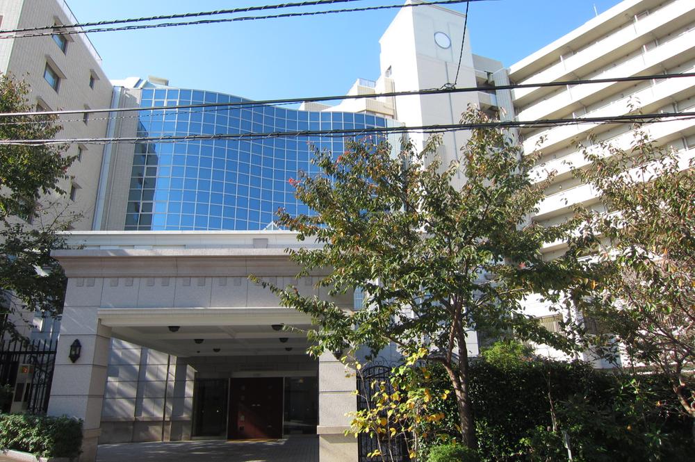 Local appearance photo. Local (10 May 2013) Shooting