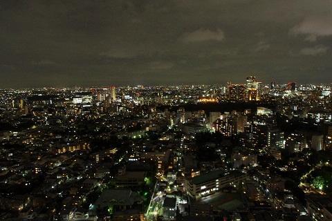 View photos from the dwelling unit. View from the living room (10 May 2013) Shooting