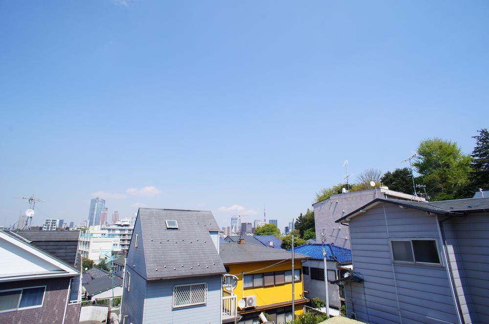 View photos from the local. View from local (April 2013) Shooting