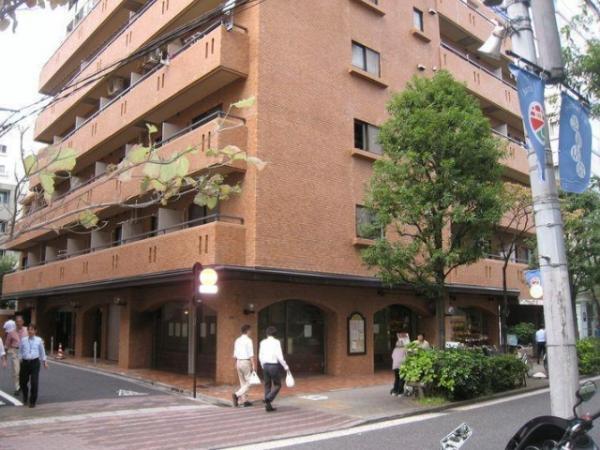 Local appearance photo