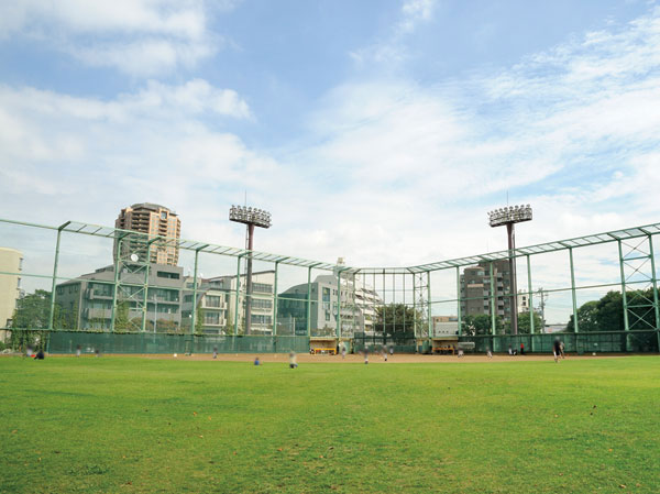 Surrounding environment. Azabu playground (7 min walk ・ About 490m)