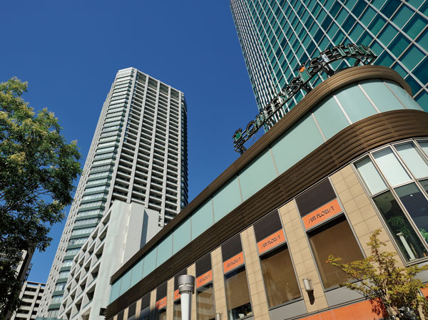 Surrounding environment. Queens Isetan platinum Takanawa store (walk 13 minutes ・ About 970m)