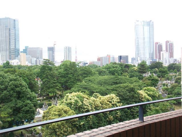 View photos from the dwelling unit