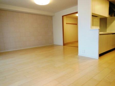 Living. Bright living room of southwestward