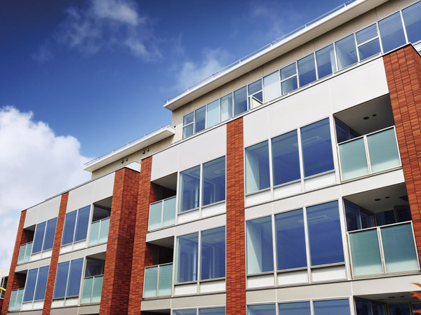 Features of the building.  [appearance] Walk to Tokyo Midtown 5 minutes, Living that once the "Hinokicho park" that has been counted as one of the Edo Meien as "Shimizu Garden" up close. Also housed within walking distance of the Roppongi Hills and Akasaka Sacas, Us to also embody commitment to the city. Increase the shine enough to live. If you do, Beautiful everyday that take advantage of the value of this land will start from "Puremisuto Akasaka Hinokicho park". (Exterior Photos ※ April 2013 shooting)