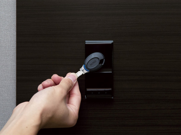 Security.  [Non-contact key] entrance, Of sub Entrance auto lock, Unlock the unlocking and the dwelling unit entrance door of the elevator security ・ Locking has adopted a non-contact key that allows easy. (Same specifications)