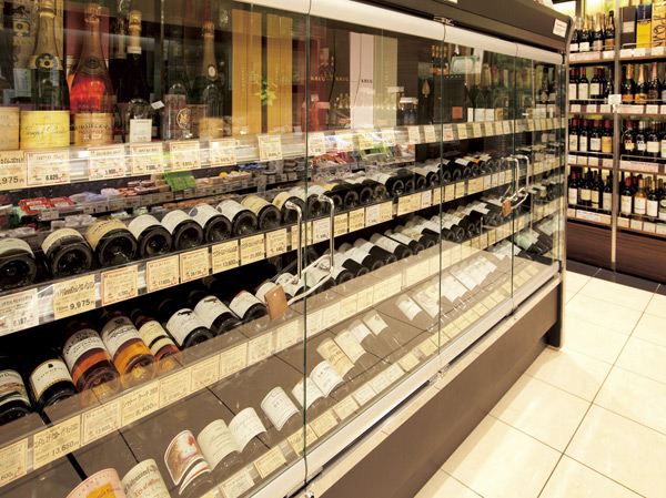 Surrounding environment. Puresse premium Tokyo Midtown store (6-minute walk / About 460m) ※ October 2011 shooting