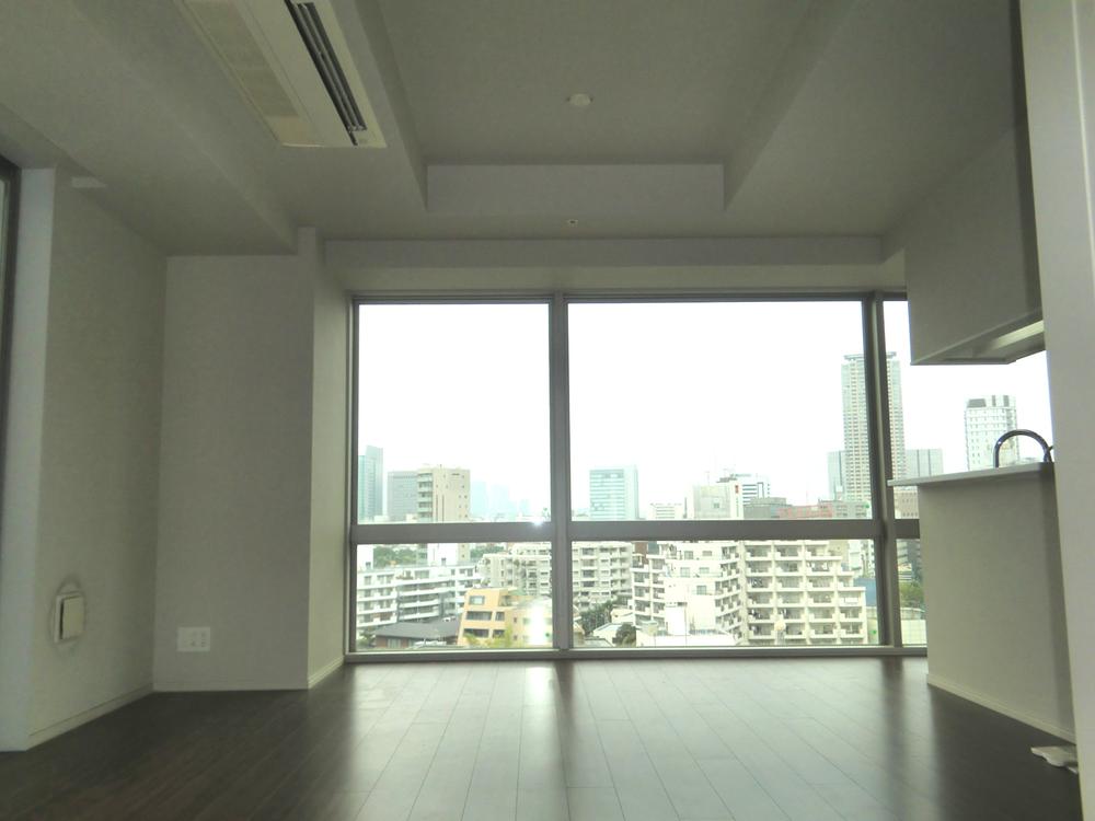 Living. Local (July 2013) Shooting