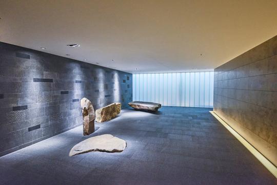 Other common areas. Entrance hall