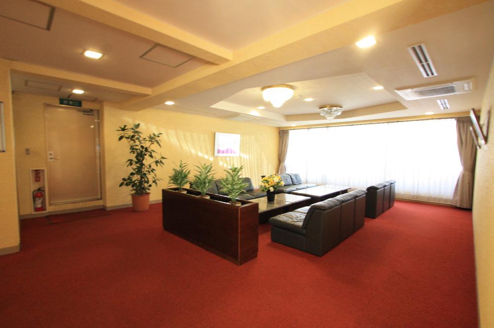 lobby. Lobby (common area)