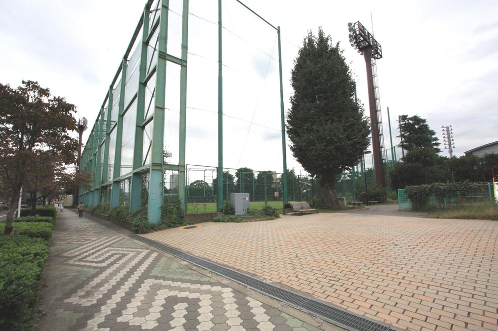 park. Ward Azabu 300m until the playground