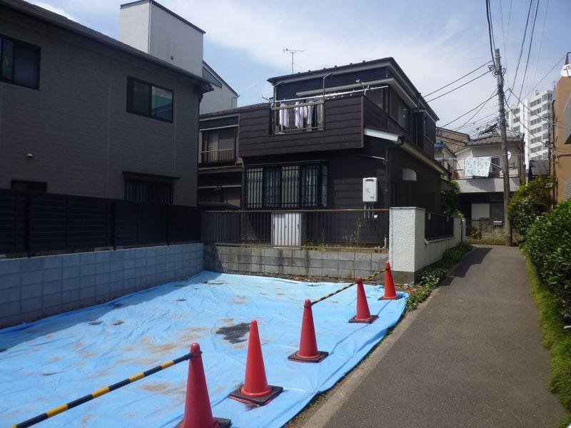 Local photos, including front road