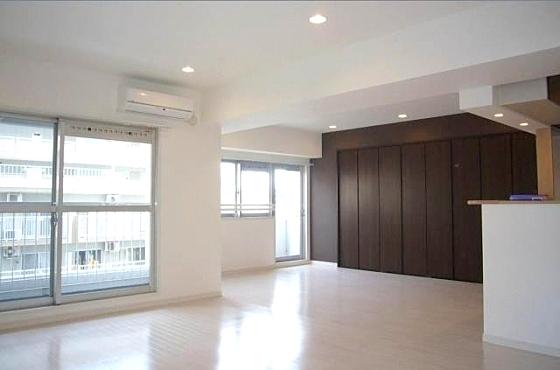 Same specifications photos (living)