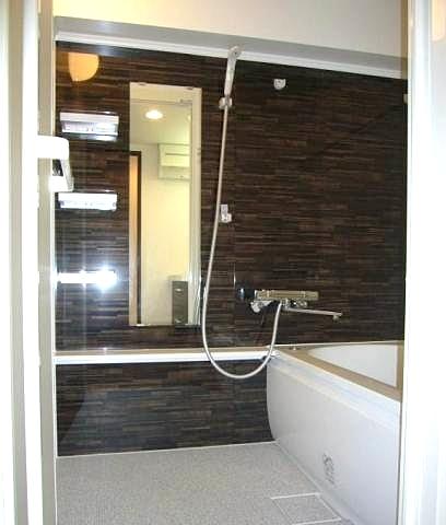 Same specifications photo (bathroom)