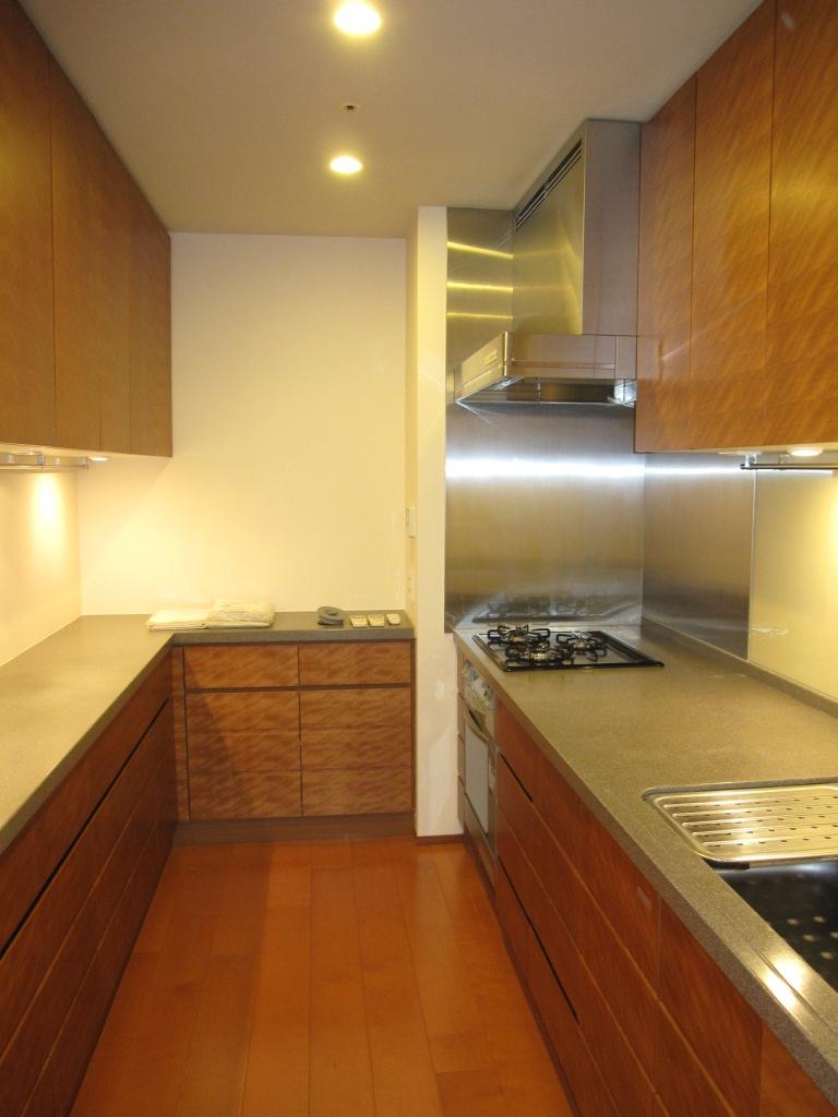 Kitchen. Room (August 2012) shooting