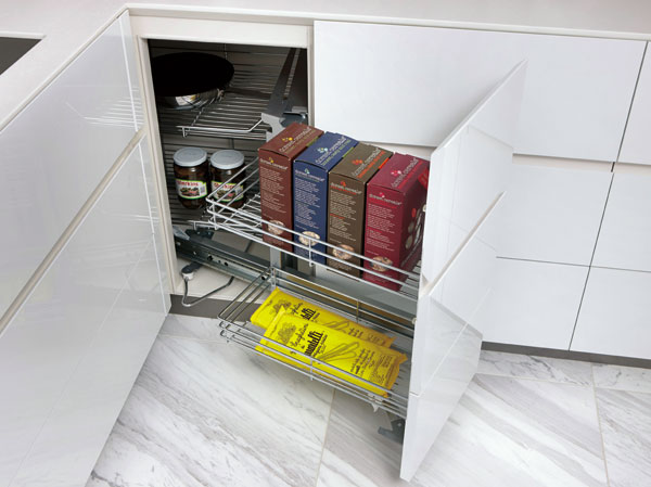 Kitchen.  [Hafere Inc. Magic Corner] The system kitchen, Installing a magic corner of Hafere manufactured that can make effective use of the storage-prone corner part becomes dead space. It will fit into the compact, such as seasonings and cooking utensils.  ※ Corner unit type kitchen correspondence.