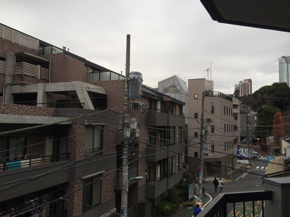 View photos from the dwelling unit