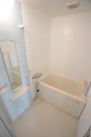 Bathroom. Bathroom bright impression in white was the keynote tint