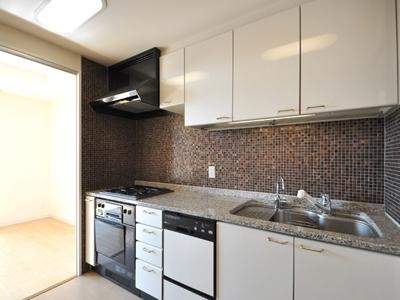 Tokyo, Minato-ku, Nishi-Azabu 3