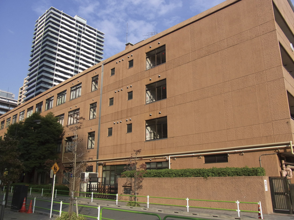 Surrounding environment. Municipal Konan Junior High School (about 350m ・ A 5-minute walk)