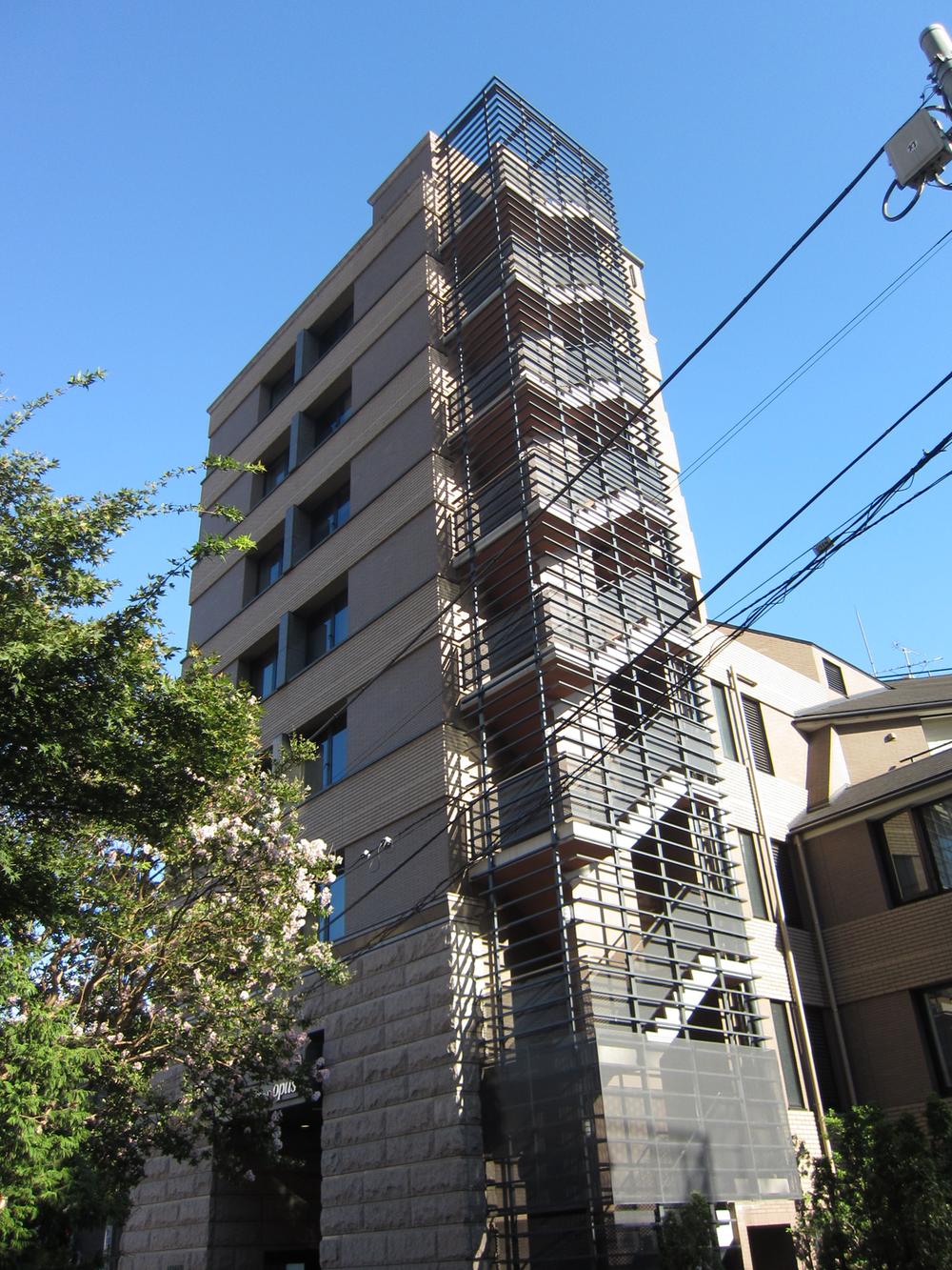 Local appearance photo