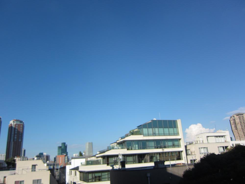 View photos from the dwelling unit